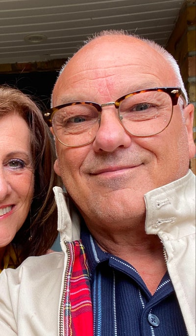 Seeking pleasant accommodation, short term please Main Photo