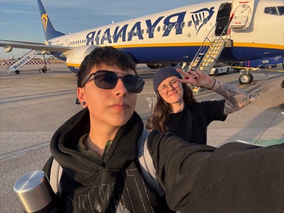 Couple looking in Brighton (Summer) Main Photo