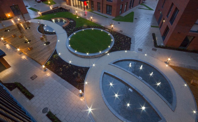 Double room with Private Bathroom- Bills included Main Photo