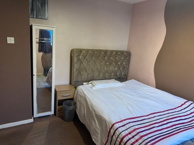Big double room for rent  Main Photo