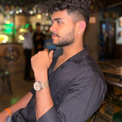 Student Male seeks a single or double room Main Photo