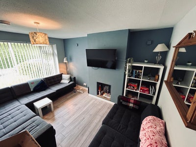 Fantastic 6 Double bedroomed House Sep 26 Main Photo