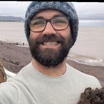 Room or buddy up Main Photo