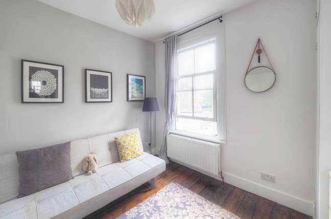 Room Available in 3 Bed N16 Victorian House Main Photo