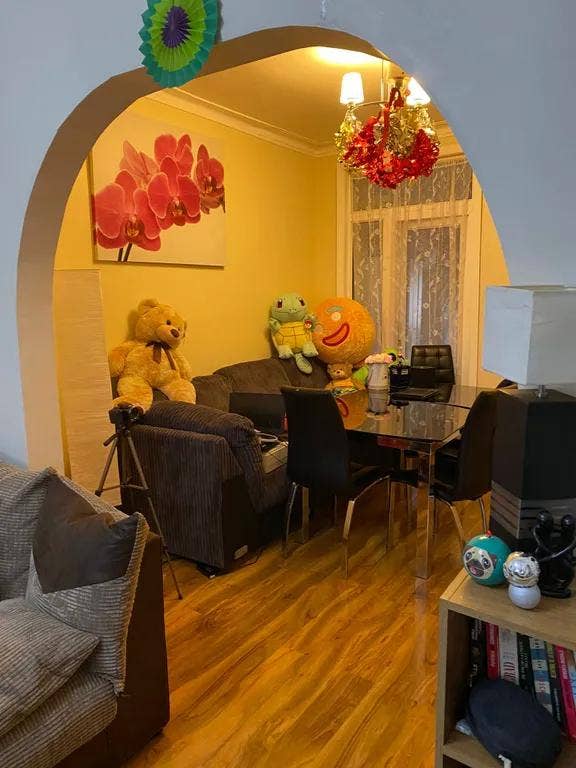 Amazing 3 bedroom available in East Ham  Main Photo