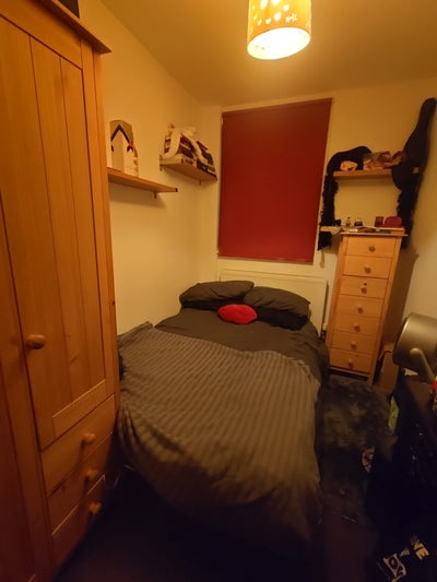 Looking for a new flatmate – Hoxton avail 5 March Main Photo