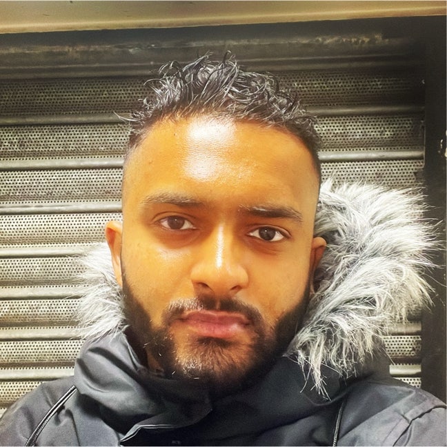 Professional Male seeks a single or double room Main Photo