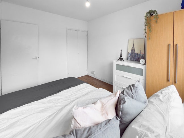 Furnished Double Room Flatshre Main Photo