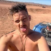 44 year old Male seeks a double room Main Photo