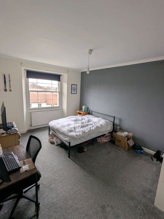 Double room in Cotham flat Main Photo