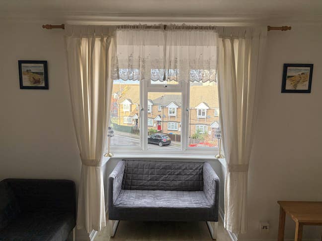 Sunny flat in Zone 2  Main Photo