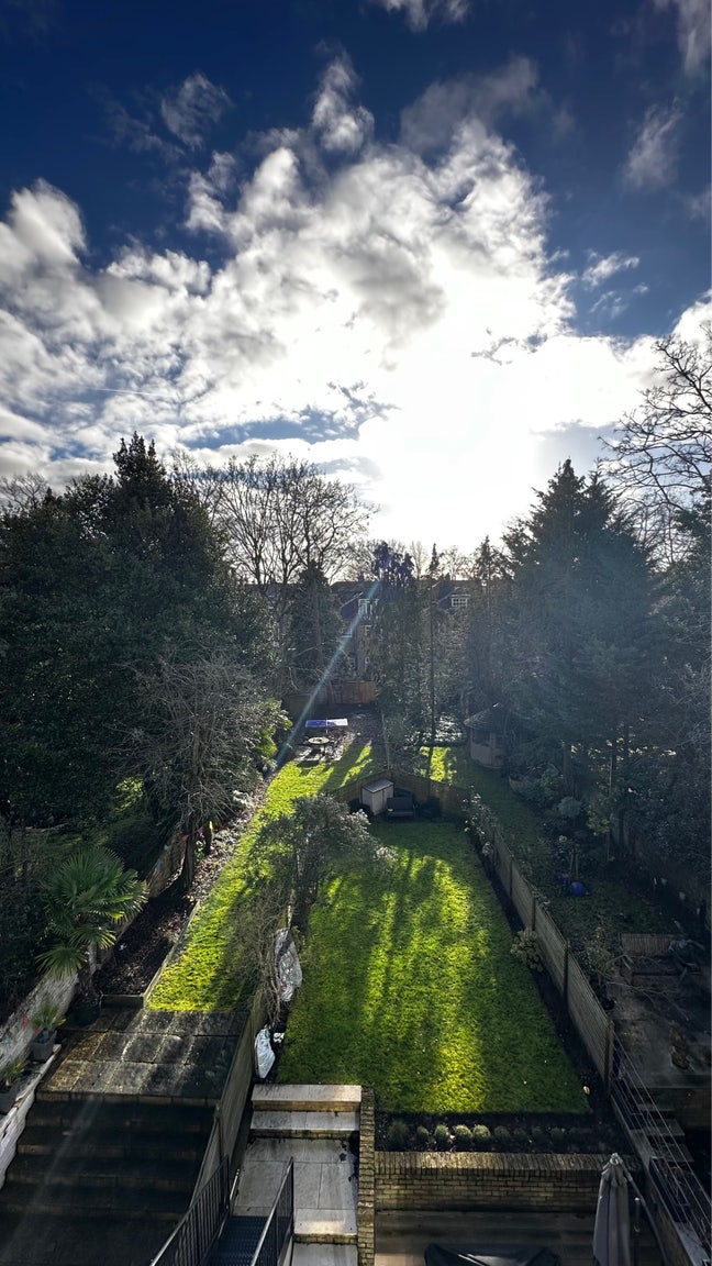 Top Floor Double or Ensuite room West Hampstead  Main Photo