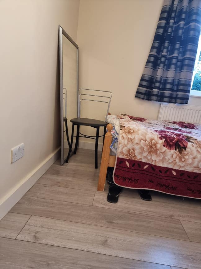 1 Room to let in shared HMO House.. Main Photo