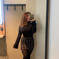 Professional Female seeks a double room Main Photo