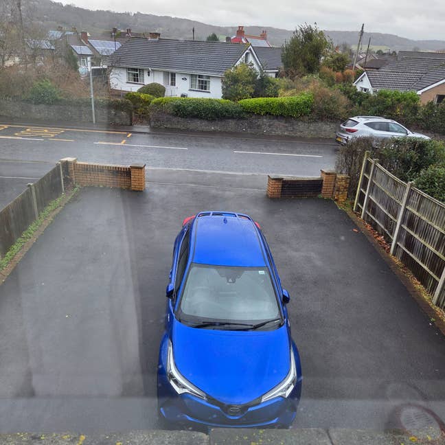 Bedroom with en suite Main Photo