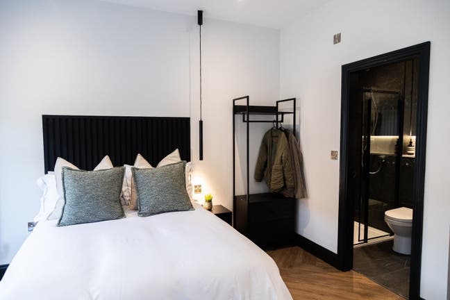 Beautiful Double Room & En-Suite Main Photo