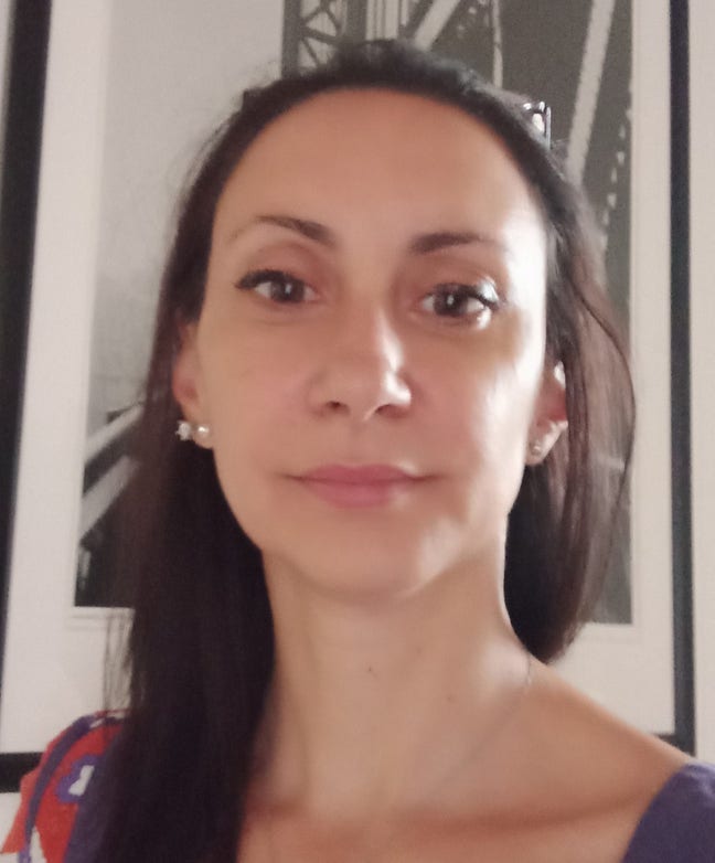 Professional Female seeks an ensuite room Main Photo