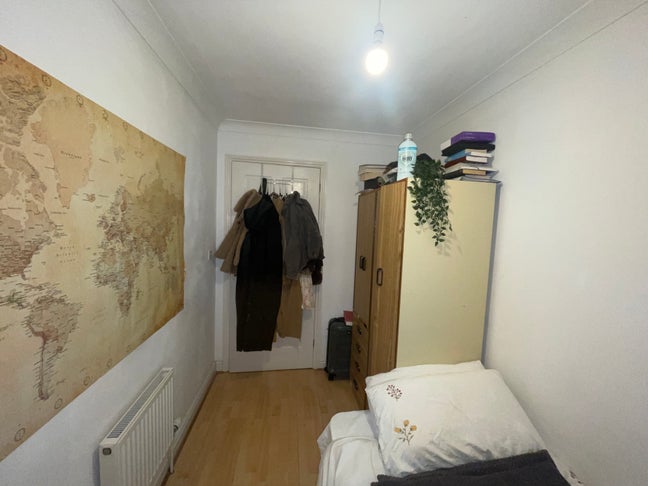 Single bedroom near Norwich City Main Photo