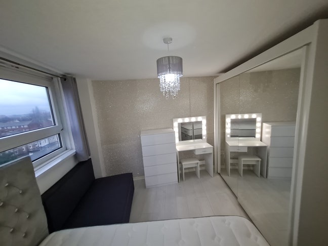 Super King Size Bed and Double Bed Main Photo