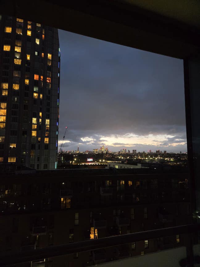 Gorgeous double bedroom in Stratford Main Photo