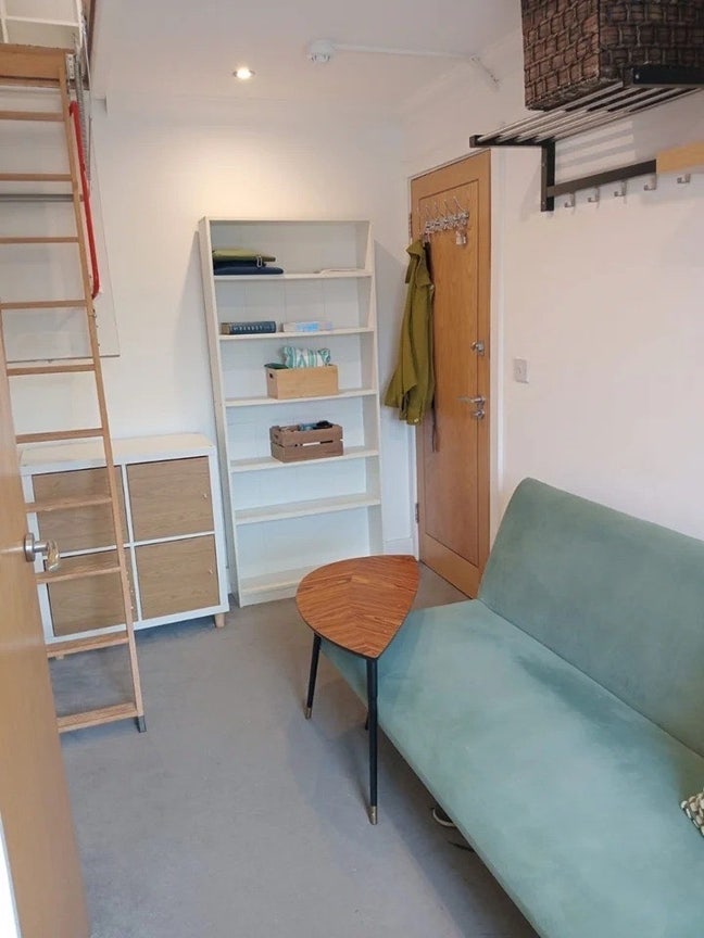 All bill incl - Studio -  wanstead E11 - &pound;1050 Main Photo