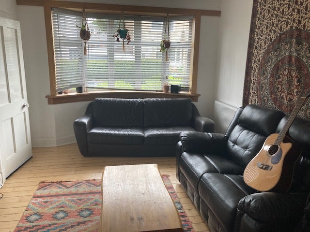 Peaceful  shared house with garden and 1 flatmate. Main Photo