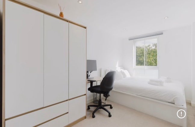 Bright Double Room With Bathroom in Shoreditch Main Photo