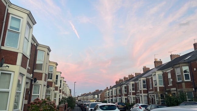 Single bedroom available in prime heaton area Main Photo