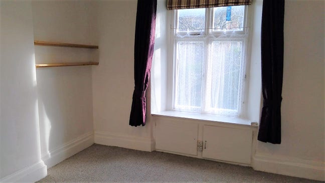 Cotham Redland 1st flr rear studio / Bedsit, shwr Main Photo