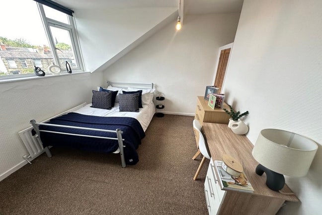 Students a Main Photo