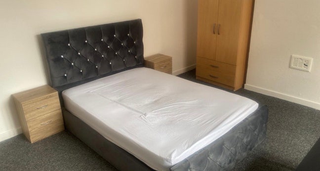 Double Rooms Available in LE1 Close to Lri  Main Photo