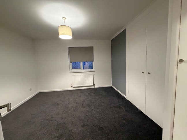 4 Bedroom House For Rent - DL5 Main Photo