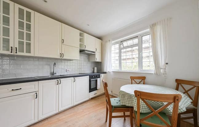 Modern Studio Flat in Golders Green | &pound;1,450.00 PM Main Photo