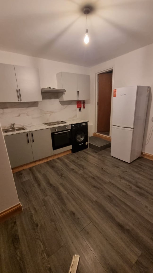 Ground floor double bedroom flat in Chingford  Main Photo