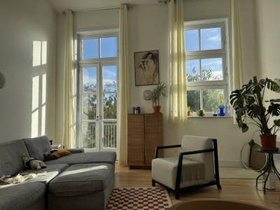 Double Room w/ Private Bathroom – Female Flatmate  Main Photo