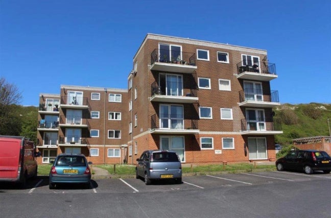 Large double room  Main Photo