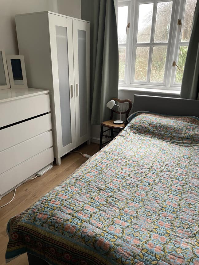 Large double room  Main Photo