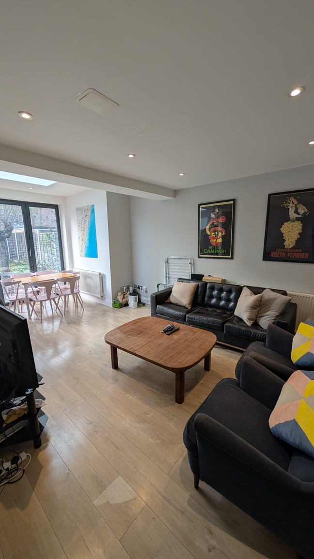 Room in Clapham Flat Main Photo