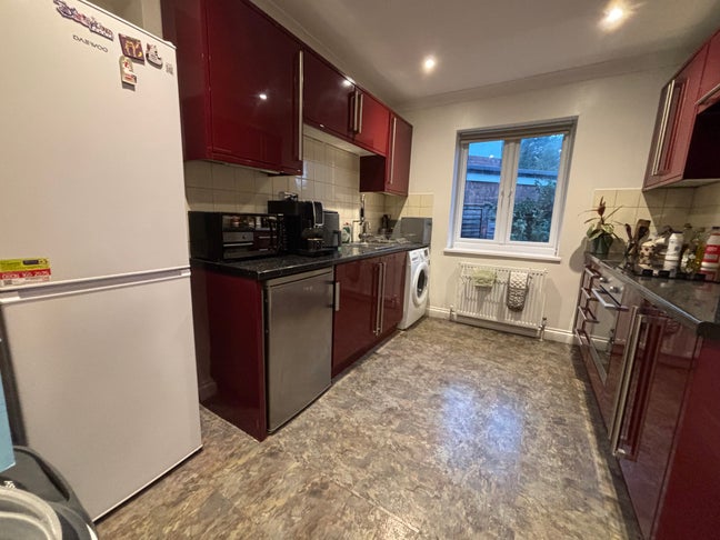 👭🌳 All Female 🩷 House Bills/Cleaner Inc🏥👧🏻👱 Main Photo