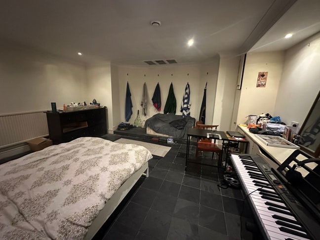 &pound;900 all in! Massive double room in Clapham Main Photo