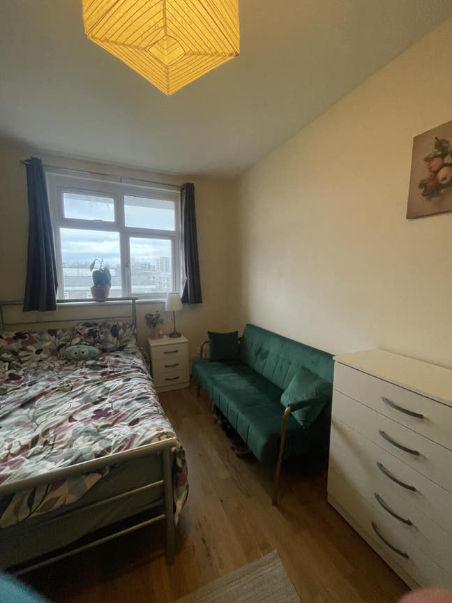 Bright, Spacious Double Room – Zone 1 (Hoxton) Main Photo