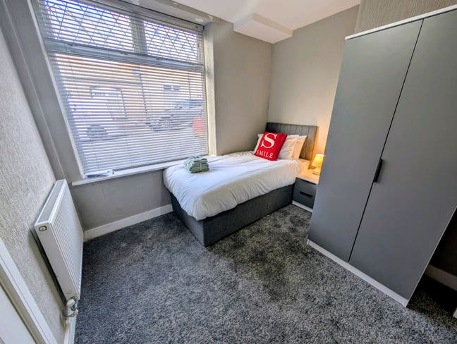 Last En-Suite Room On Walney- Available Immediatel Main Photo