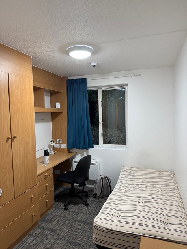 En-suite Room in Colindale  Main Photo