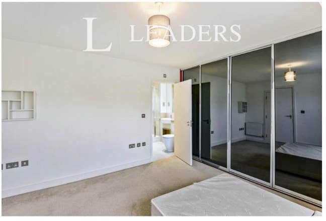 2 Double Rooms | Parking | Garden | CM1 Main Photo