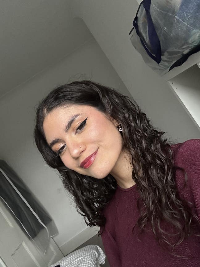 Professional looking for flat share ! Main Photo