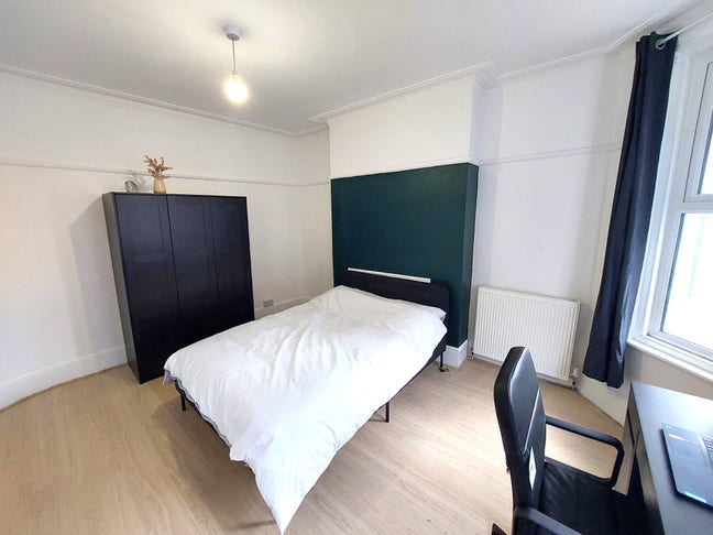 5-Bed HMO in Little Chelsea – All Bills Included! Main Photo