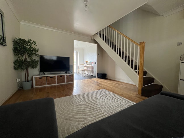 Small double room in modern house with parking Main Photo