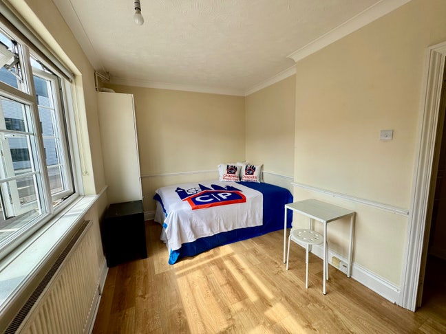 Spacious Double Room – Available NOW – Alperton Main Photo