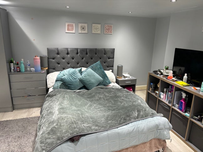 One double room available  Main Photo