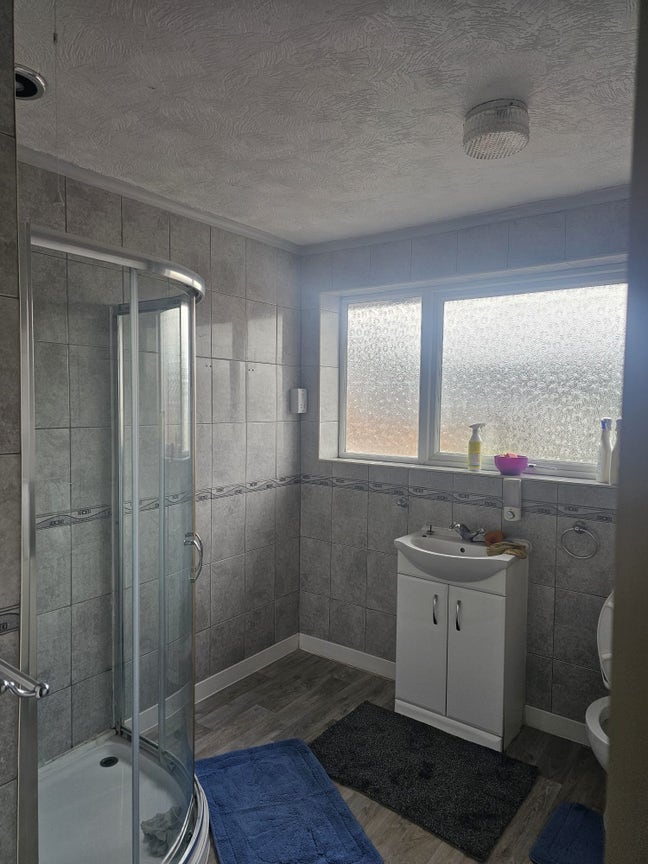 Double bedrooms for rent  Main Photo